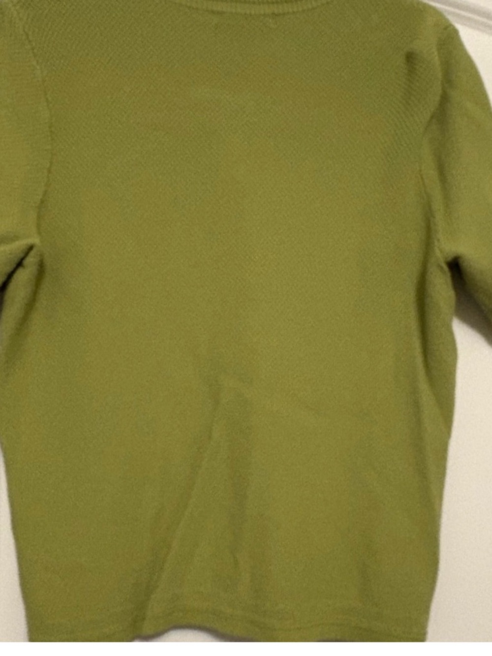Women’s Green Short-Sleeve Knit Cardigan Sweater - Picture 3 of 3